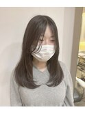 ストレートでも可愛いレイヤーカット