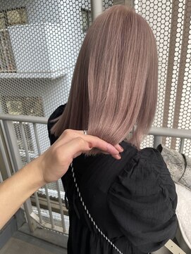 ロンド レア 天神大名店(Lond Le’a) ミルクティーベージュ/ダブルカラー/インナーカラー/くびれヘア