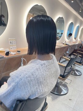 キャンバス バイ ネオリーブ 横浜西口(Canvas by neo.) 切りっぱなしボブ 縮毛矯正 ぱつっとボブ sn