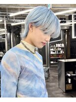 ガルテ(GARTE) 水色カラー/センターパート/韓国ヘア