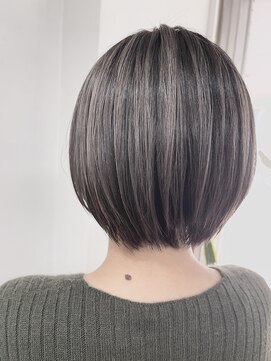 ヴィフ 大船(VIF) バレイヤージュ/ハイライト/ダブルカラー/ケアブリーチ/ボブ