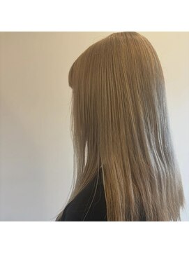 ヘアーマルシェ(hair marche) ブリーチ×ベージュ