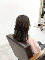 ホンネ(honne.)&nbsp;リーフパール×顔まわりに合わせカット/オリーブグレージュ