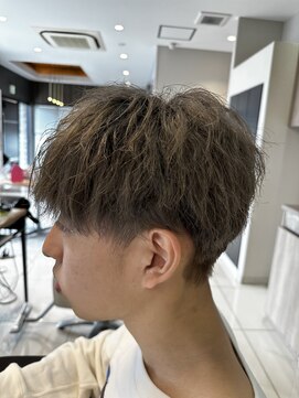 レイフィールド 長嶺店(RAY Field) ハイトーン×ソフトツイスパマッシュ