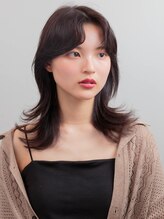 レッドネオ エビス(Redneo ebisu) 顔周りレイヤーセミディウルフカット