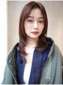 ロングレイヤー顔周りレイヤーハッシュカット透明感カラー
