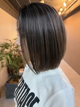 レブ 四条烏丸(Reb,) ボブ京都ハイライトブリーチ30代40代