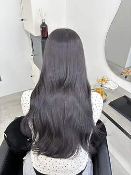 ソア バイ リコヘアーうるま(SOAR by lico hair Uruma) 着物ヘア/ダークアッシュ/ミディアムレイヤーカット/うるま