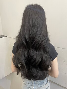 ネオリーブ チロル 横浜西口店(Neolive CiroL.) 黒髪ロングワンホンレイヤー艶髪巻き【横浜】