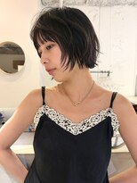 ルーム(Loom.)&nbsp;レイヤーボブ 切りっぱなしボブ ニュアンスボブ 顔周りレイヤー