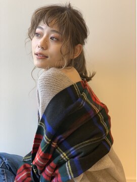 ヘア アンド メイク アートレス(Hair and Make Art less) ゆるポニテ