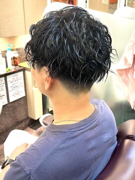 銀座マツナガ 浅草店 スパイラルパーマ　ツイスト　ツーブロック　アップバング