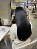 美髪矯正でサラ艶ロング!