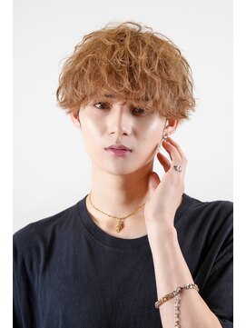 ノア(Noah) ツイストスパイラルパーマ/ツイストパーマ/波巻きパーマ