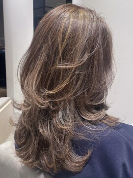 ステア ケース(stair case) 【NATASHA】銀座レイヤーカット/20代/30代/40代/50代