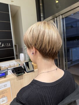 ザザ ZA/ZA 茗荷谷 マッシュショート×三毛猫カラー