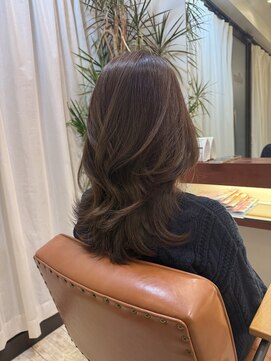 マーリャヘアー(mallia hair) レイヤースタイルレイヤーカットロングレイヤー小顔スタイル
