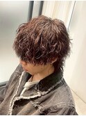 スペインカールスパイキーショートブルーブラックフェザーパーマ