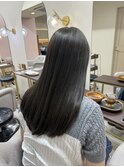 【minami】自然に馴染むオリーブベージュ