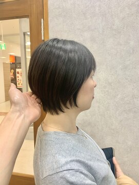 リアナ 豊洲(Reana.) 丸み可愛いショートボブ
