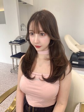 ラヴィ(Lavie) 韓国ヘアーハッシュカットレイヤーカットハイライトカラー