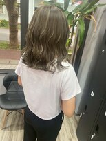 ヴィム ヘアー 宜野湾店(VIM hair)&nbsp;トレンドスタイル♪繊細ハイライト×オリーブグレージュ