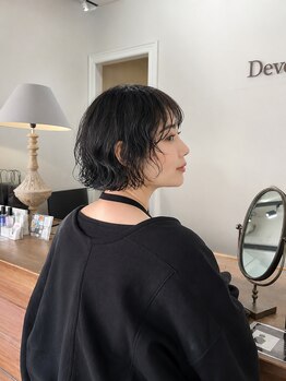 アンド デヴェロペ(AND DEVELLOPE.)の写真/【NEWOPEN】大人女性の髪悩み解決！寛ぎの少人数サロンで心も髪もキレイに☆