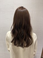 レナークソワン(LENAHC SOIN) ゆる巻きセミロング◎