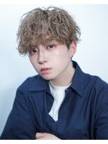 アイトーキョー 渋谷(AI TOKYO) ミドル波巻きパーマ