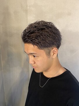 オーバー 町田店(OVER) 濡れ感パーマ×グレーアッシュ