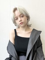 ココ 原宿(KOKO)&nbsp;ブロンド黒髪小顔クラゲヘアーオリーブグレーココアベージュ