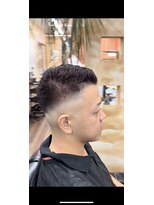 ヘアーエステ グランツエッセ(hair esthe GlanzEsse)&nbsp;スキンフェード×レッドカラー