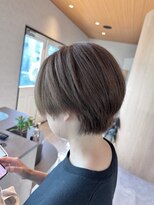 イェル(ELL.) ツーブロックで毛量調整クラシカルボブ サファイアベージュ