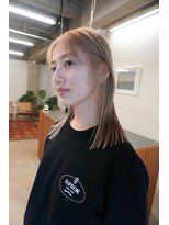 スティルライツ(STILL LIGHTS)&nbsp;【ブロンドベージュ×スリークスタイル】