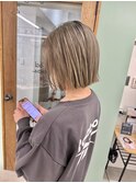 ショートボブ タッセルボブ ミルクティーベージュ ケアブリーチ