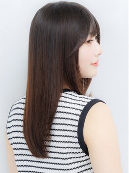 クロエ 天王寺(Cloe)の写真/【縮毛矯正+カット¥9000】全工程スタイリスト担当&髪質に合わせた豊富な薬剤で理想の憧れストレートが叶う
