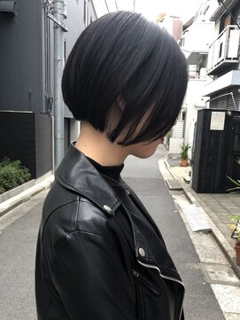 ディーエックス ウエスト(Dxxxx WEST) スタイリッシュボブスタイル