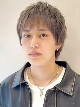 ヨリ トウキョウ(yori Tokyo) 似合わせカット30代40代50代スパイキーショート/センターパート