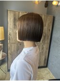 ぱつっとすっきりボブ