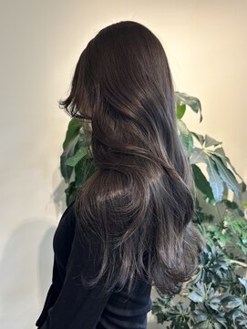 アーバン(URBAN.) 柔らかさたっぷりのオリーブベージュ