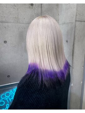 ホワイト エンドカラー