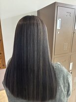 ワンバイワン(One×One)&nbsp;コントラストハイライト