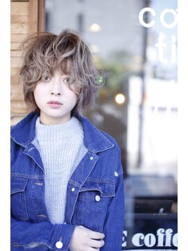 ヌーム 塚本店(NOOM) エアタッチハイライトカラー  ショートウルフ！前髪パーマ