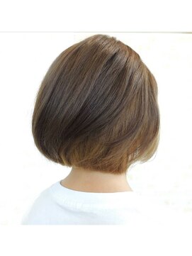 五番街 《五番街》アンダーカラー・ショートボブ