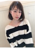 シンプルなエアリーボブ