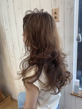 ウミマチ(umi machi) umi machiこなれルーズロング