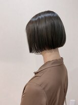 メル ヨコハマ(MeL)&nbsp;大人かわいい20代30代40代暗髪前下がり小顔ミニボブショート横浜