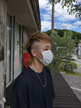 ティー ハピネス 廿日市店(T.Happiness) ツーブロックスタイル