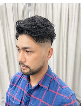 ベロ(Belo) フェードアップバング７：３パートビジネススタイルツーブロック