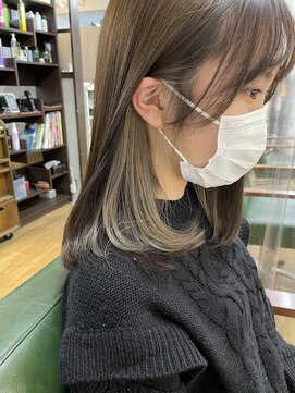 アンダーバーホワイト モデ 富田林店(_WHITE mode) ◎20代30代40代イヤリングカラー耳掛け肩ラインストレート小顔